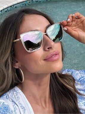 Diff Eyewear Grace Brushed Gold + Cherry Blossom Mirror Sunglasses